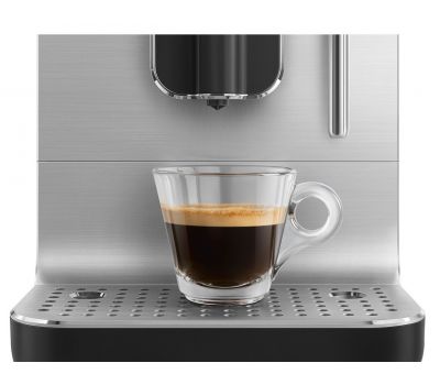 Автоматическая кофемашина SMEG BCC12BLMEU