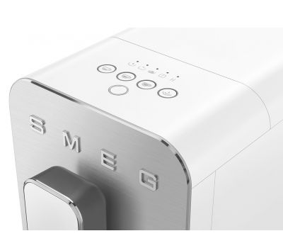 Автоматическая кофемашина SMEG BCC12WHMEU
