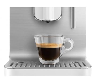 Автоматическая кофемашина SMEG BCC12WHMEU