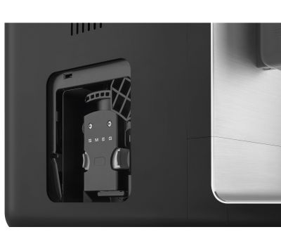 Автоматическая кофемашина SMEG BCC13BLMEU
