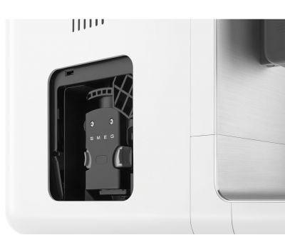 Автоматическая кофемашина SMEG BCC13WHMEU