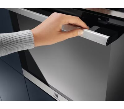Духовой шкаф Electrolux EOE7C31X