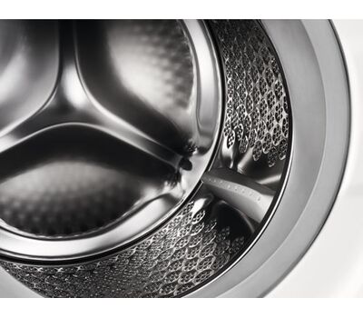 Встраиваемая стиральная машина AEG L7FNE48SI