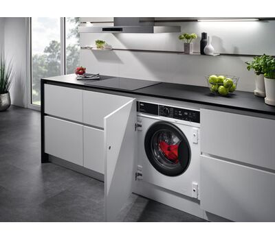 Встраиваемая стиральная машина AEG L7FNE48SI