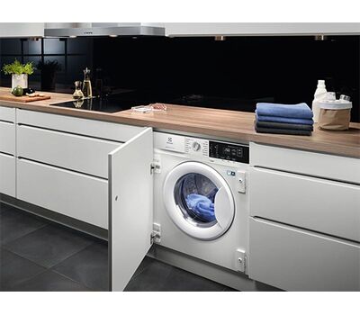 Стиральная машина Electrolux EWN7F447WI