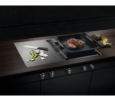 Индукционная варочная поверхность со встроенной вытяжкой Kuppersbusch KMI 8590.0 SR