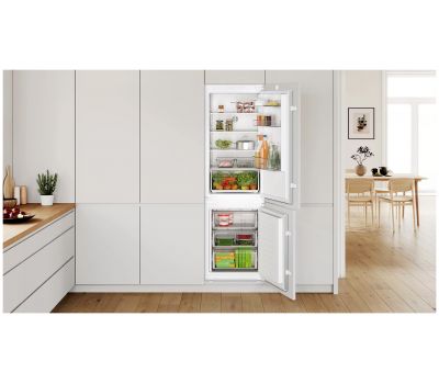 Встраиваемый холодильник Bosch KIN86NSE0