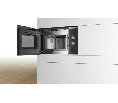 Встраиваемая микроволновая печь Bosch BFL520MS0