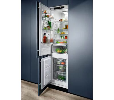 Встраиваемый холодильник Electrolux LNS9TE19S белый, двухкамерный 213/61л, морозилка снизу, No Frost