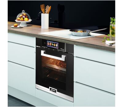 Встраиваемый электрический духовой шкаф Kaiser EH 6344 с TFT дисплеем и сенсорным управлением