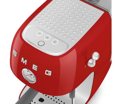 Smeg ECF03RDEU  Кофемашина-эспрессо