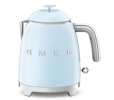 SMEG KLF05PBEU Мини чайник электрический