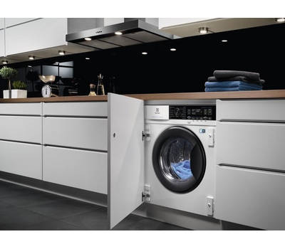 Стиральная машина с сушкой Electrolux PerfectCare 700 EW7W368SI