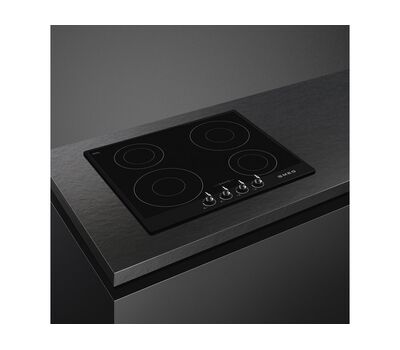 Индукционная варочная панель черная Smeg SI964NM