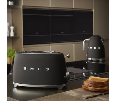 Тостер SMEG TSF01BLMEU