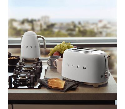 Тостер Smeg TSF01WHMEU