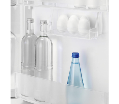 Встраиваемый холодильник Electrolux ENS6TE19S