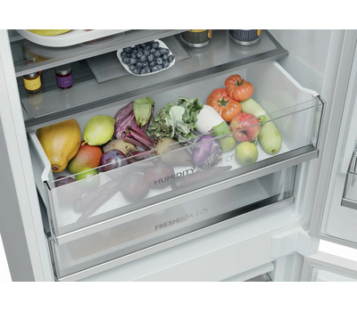 Холодильник встраиваемый Haier HBCN7190U1